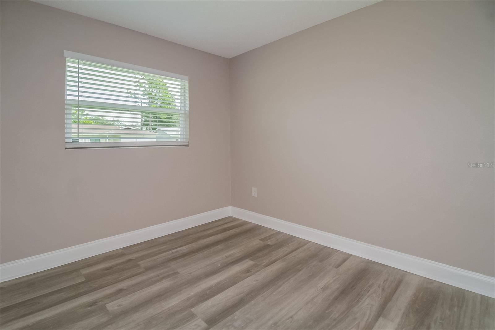 Image 12 of 16 For 229 Bennett Street