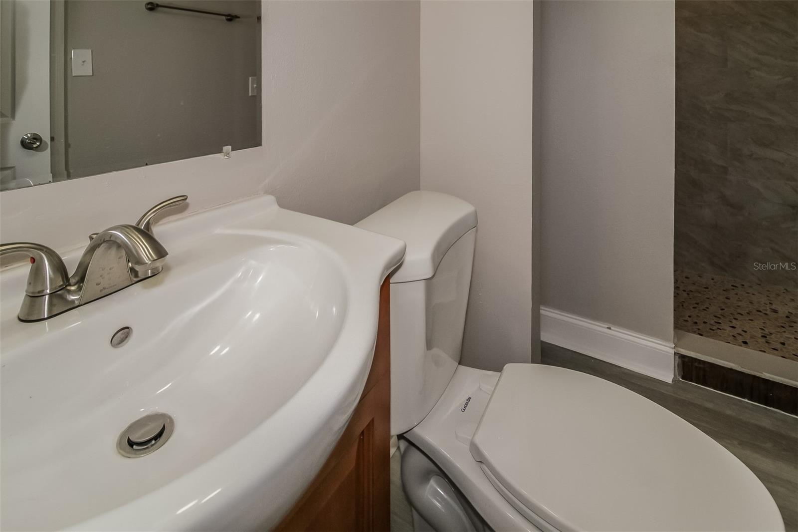 Image 14 of 16 For 229 Bennett Street