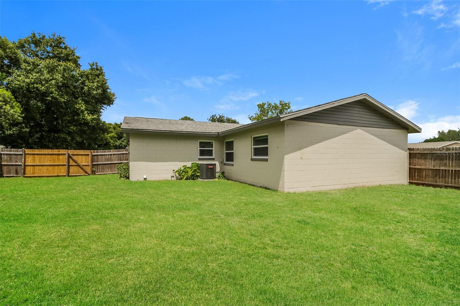 Image 15 of 16 For 229 Bennett Street