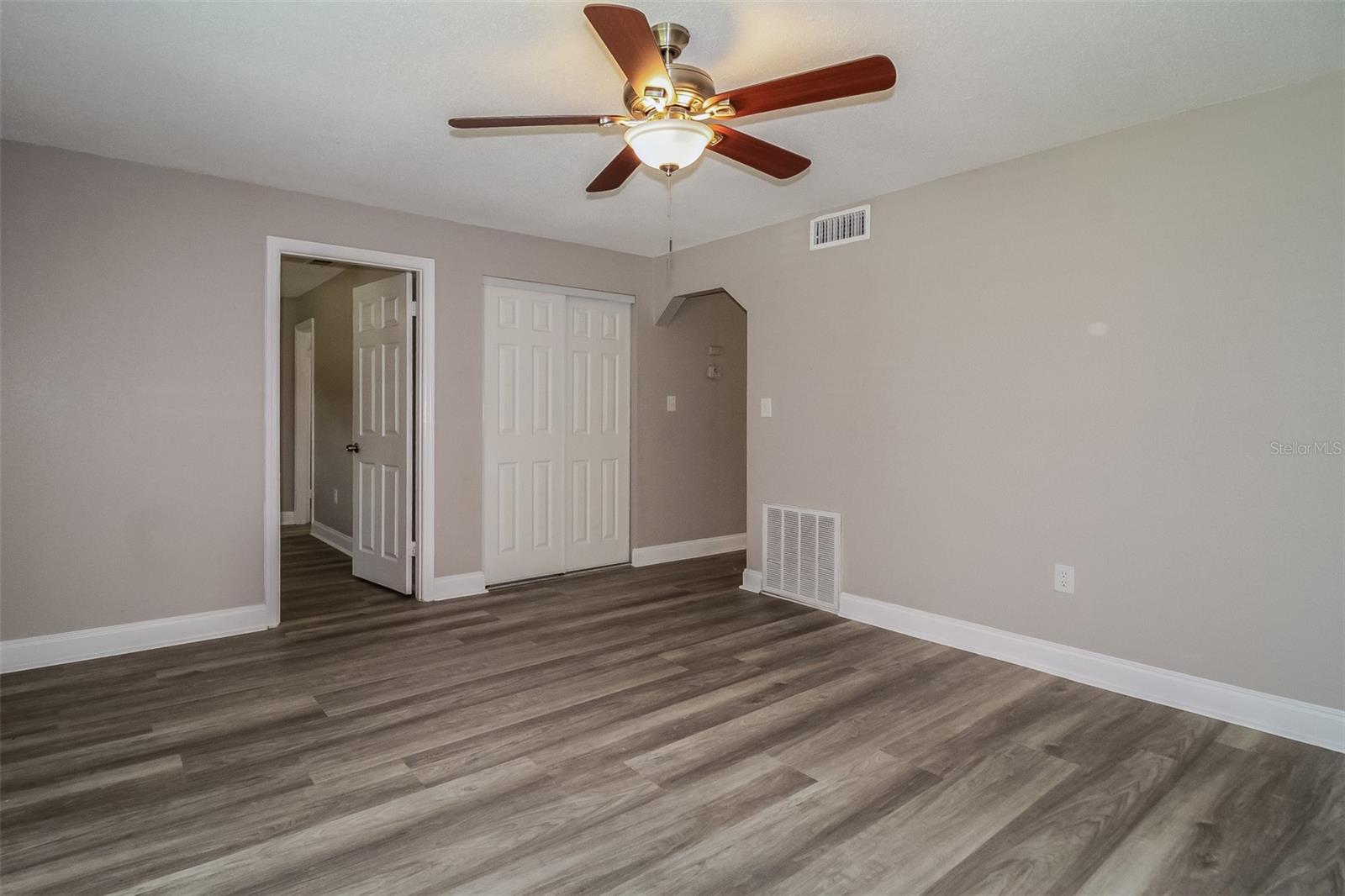 Image 3 of 16 For 229 Bennett Street