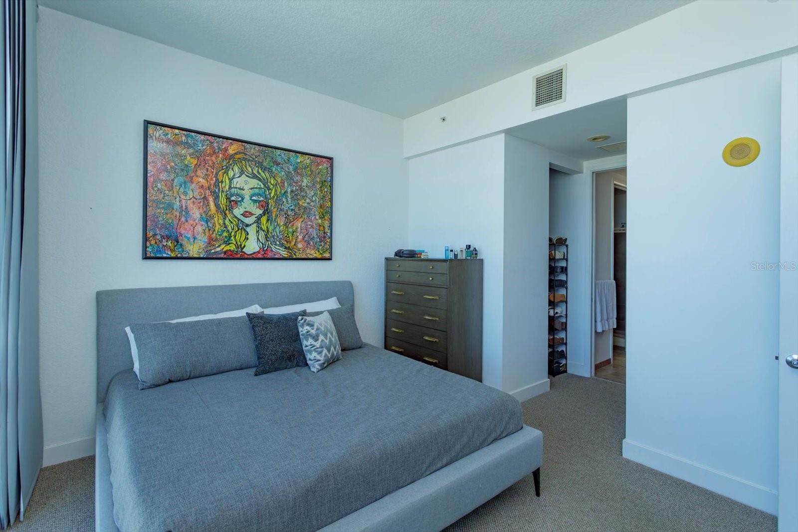 Image 12 of 29 For 150 Robinson Street 23b