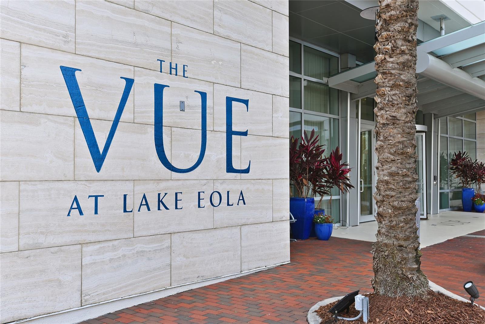 Image 2 of 29 For 150 Robinson Street 23b