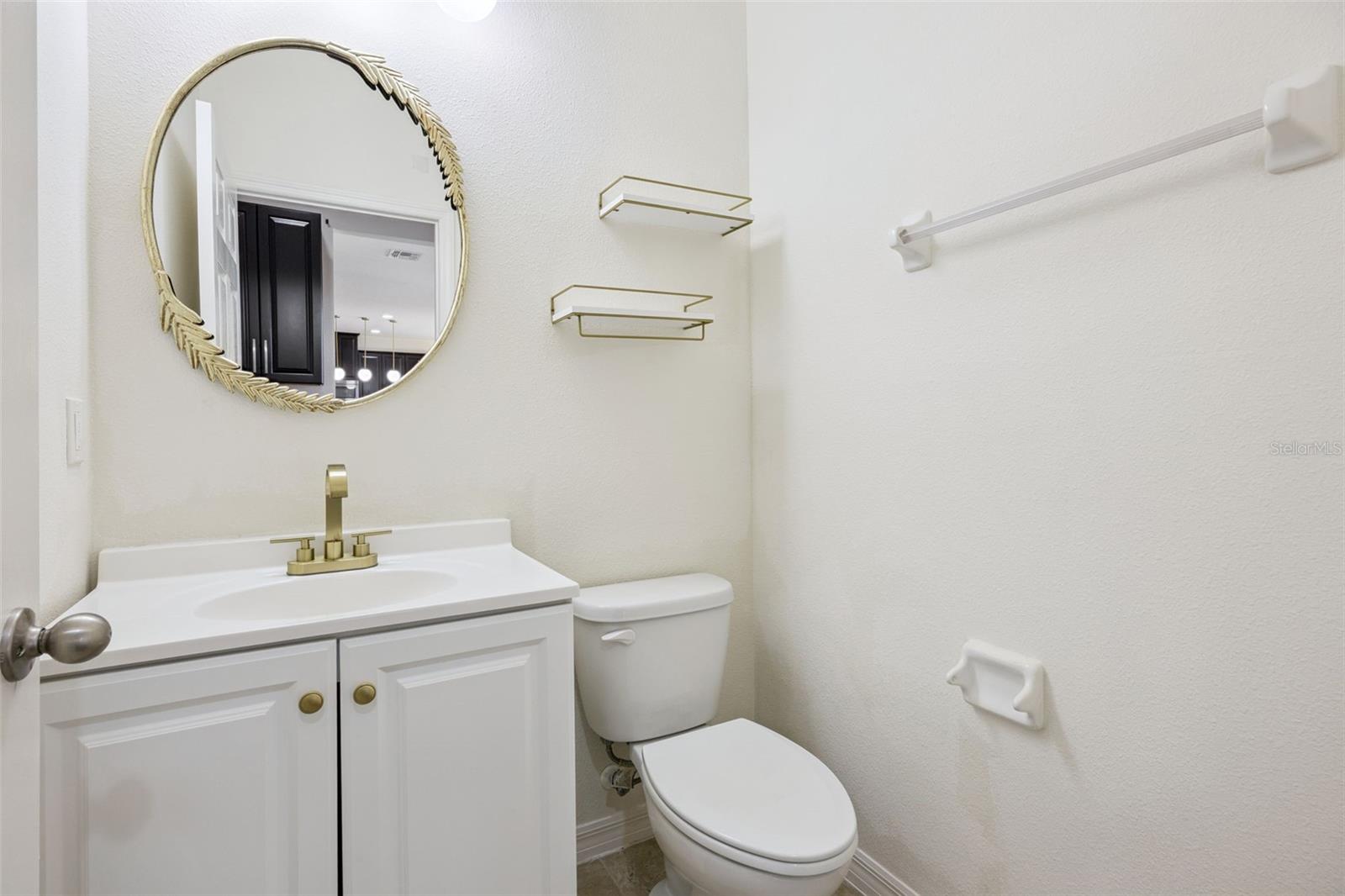 Image 29 of 33 For 3750 Mt Vernon Way