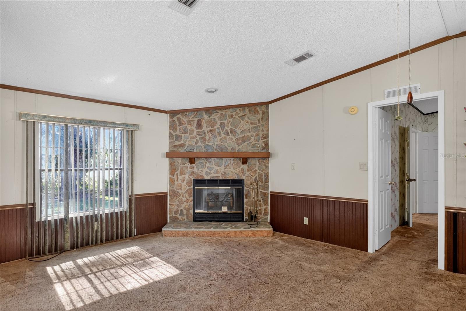 Image 15 of 45 For 3018 Linda Drive