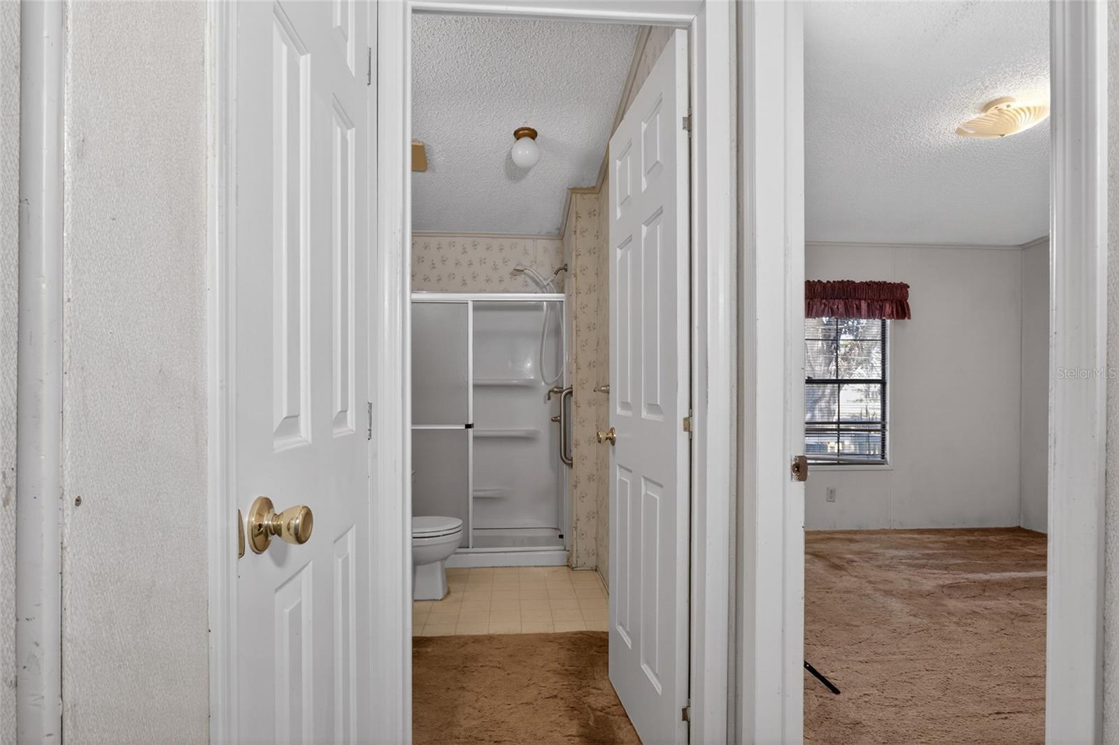 Image 28 of 45 For 3018 Linda Drive