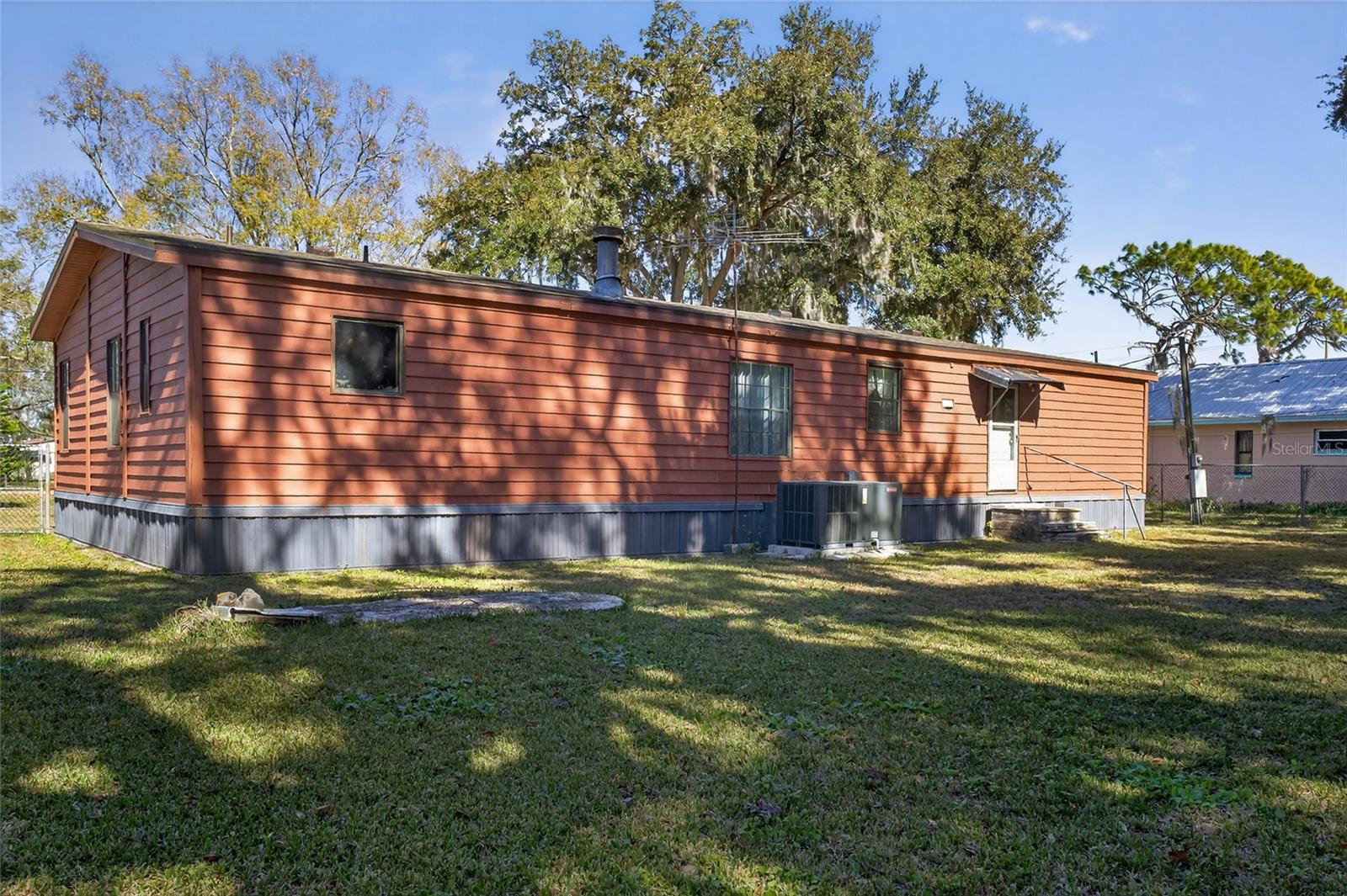 Image 41 of 45 For 3018 Linda Drive