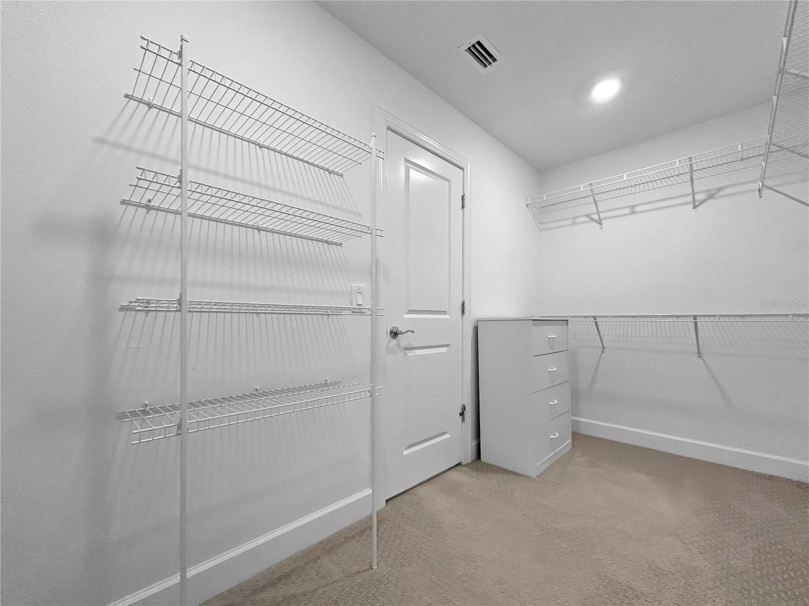 Image 17 of 46 For 6256 Baywood Court