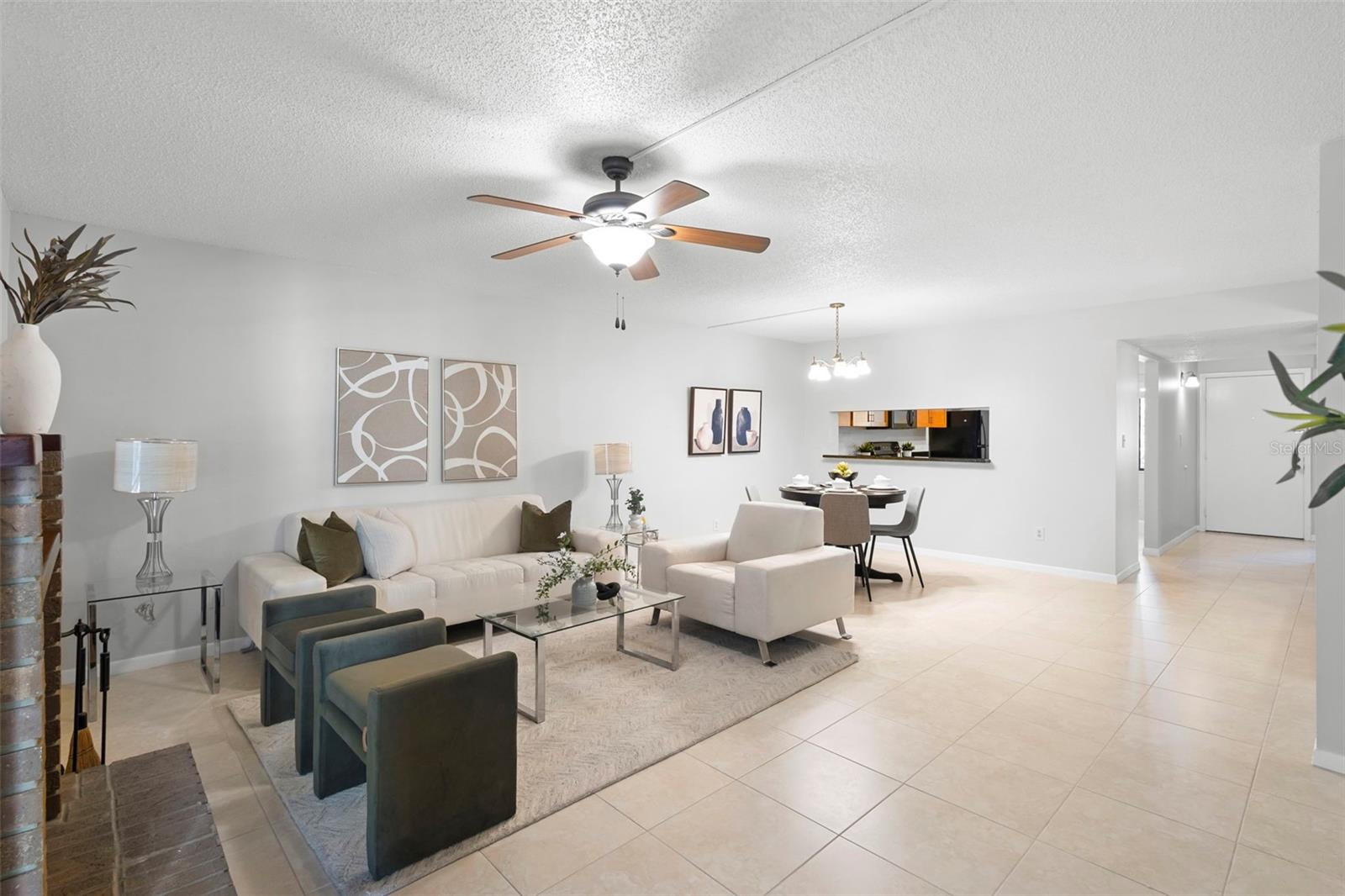 Image 2 of 43 For 12 Escondido Court 117