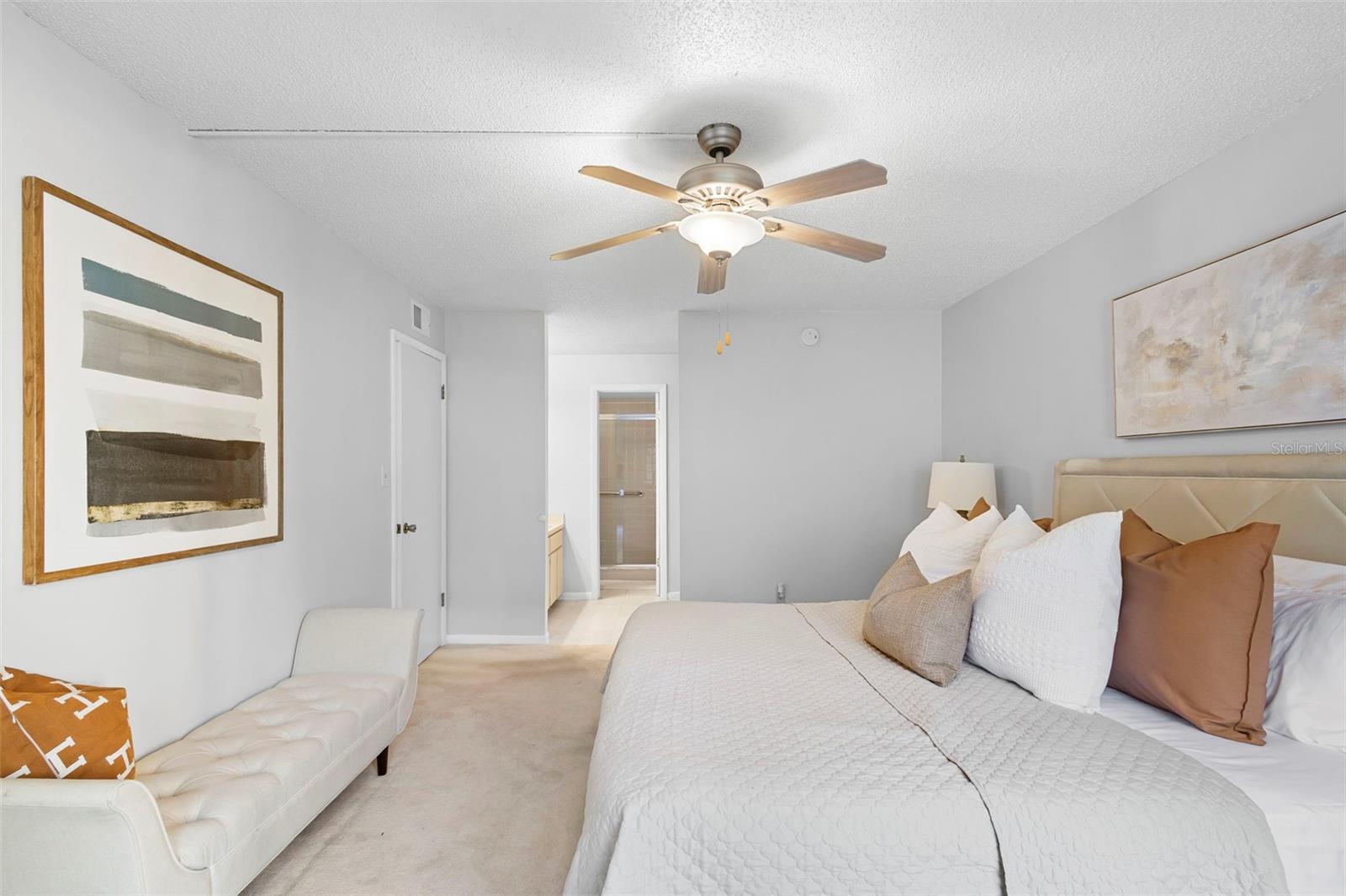 Image 22 of 43 For 12 Escondido Court 117