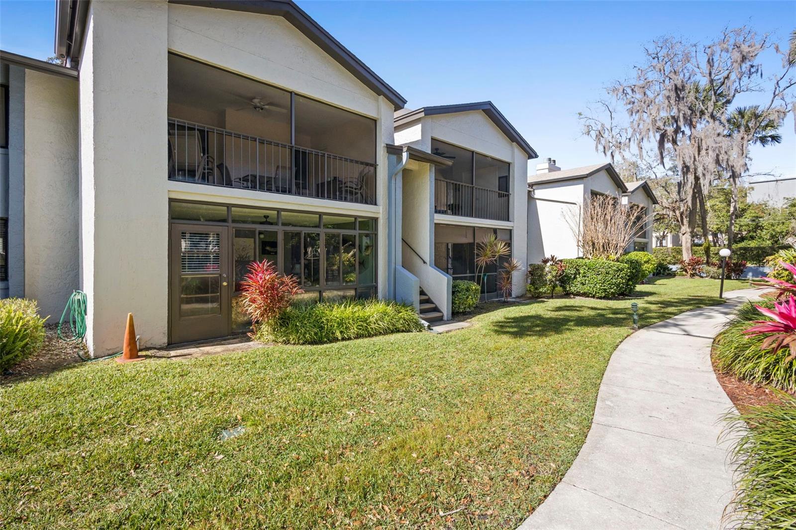 Image 38 of 43 For 12 Escondido Court 117