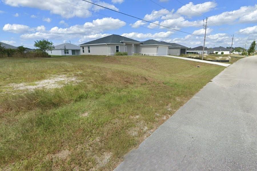 Listing Details for 4927 Columbus Boulevard, SEBRING, FL 33872