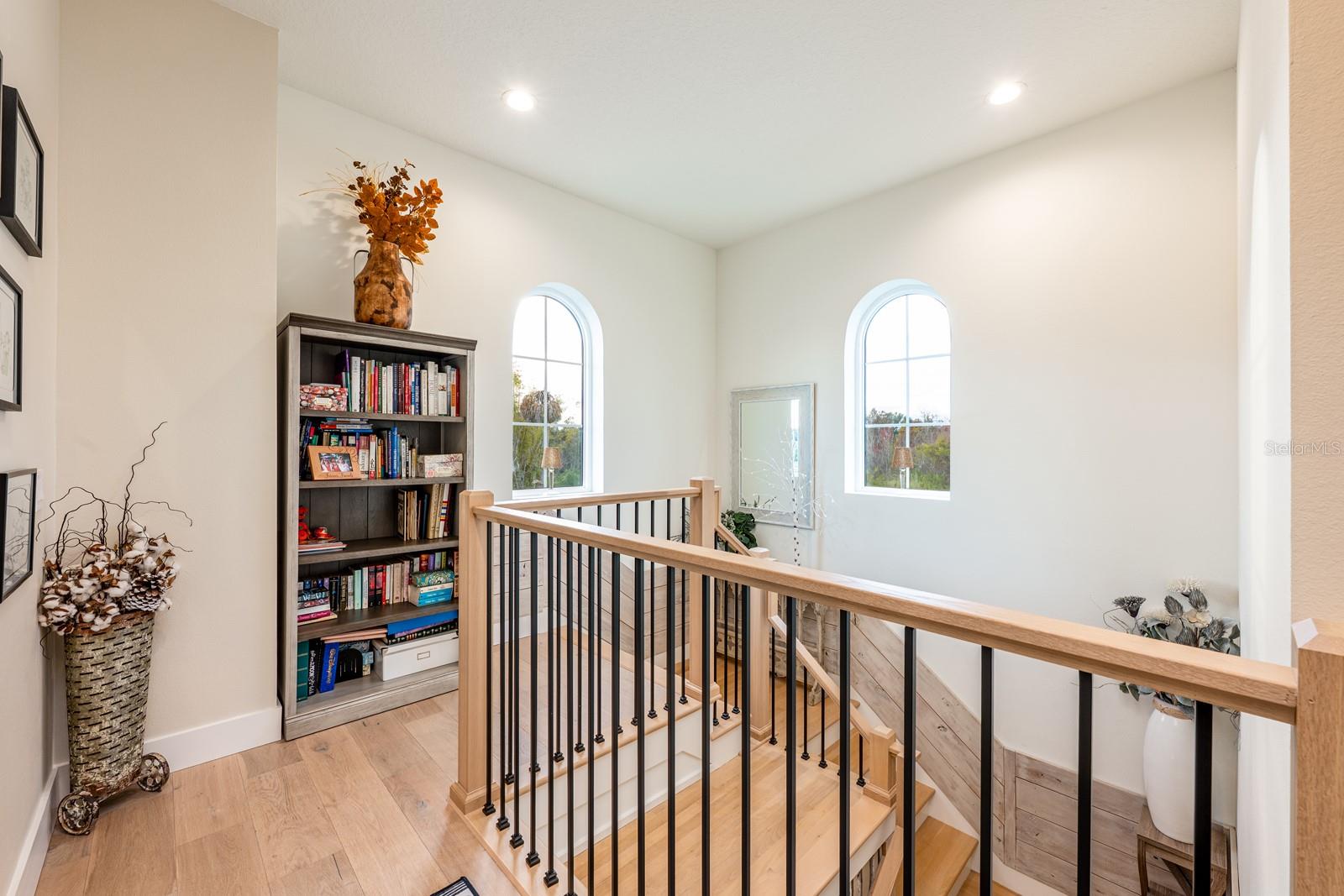 Image 24 of 41 For 740 Garden West Terrace