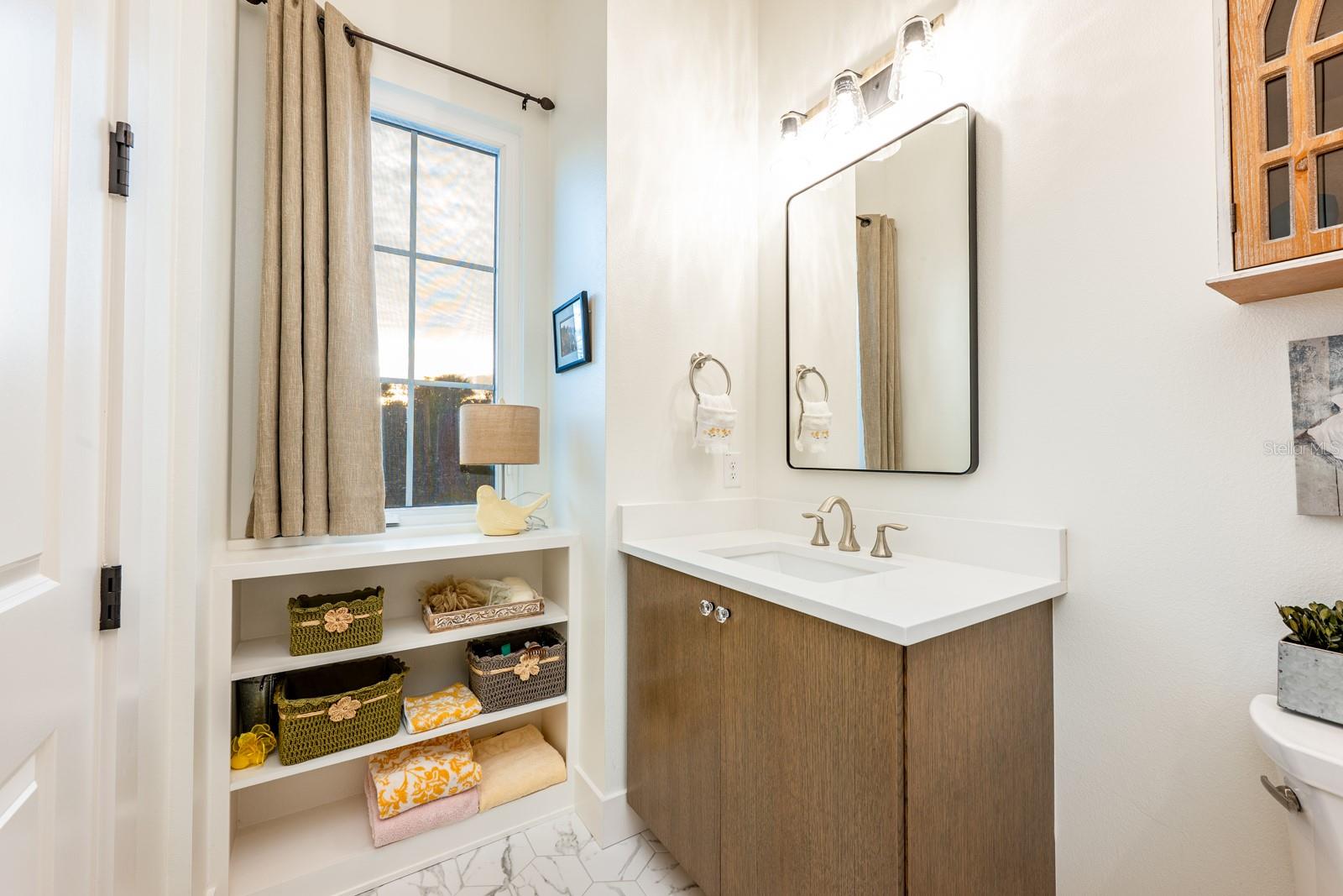 Image 26 of 41 For 740 Garden West Terrace