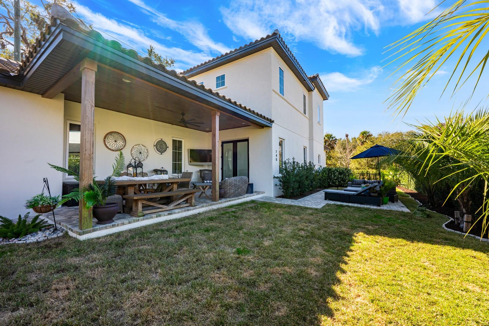 Image 32 of 41 For 740 Garden West Terrace