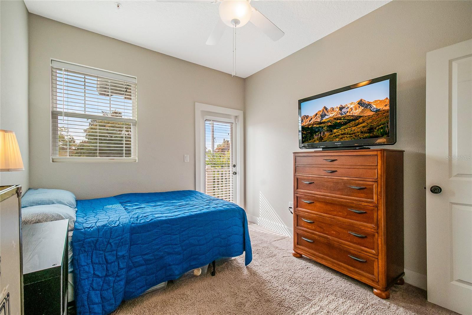 Image 20 of 27 For 2121 Kaley Avenue 1