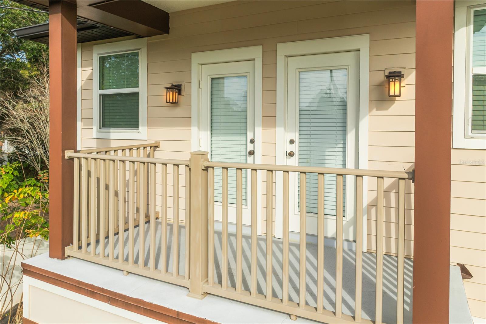 Image 21 of 27 For 2121 Kaley Avenue 1