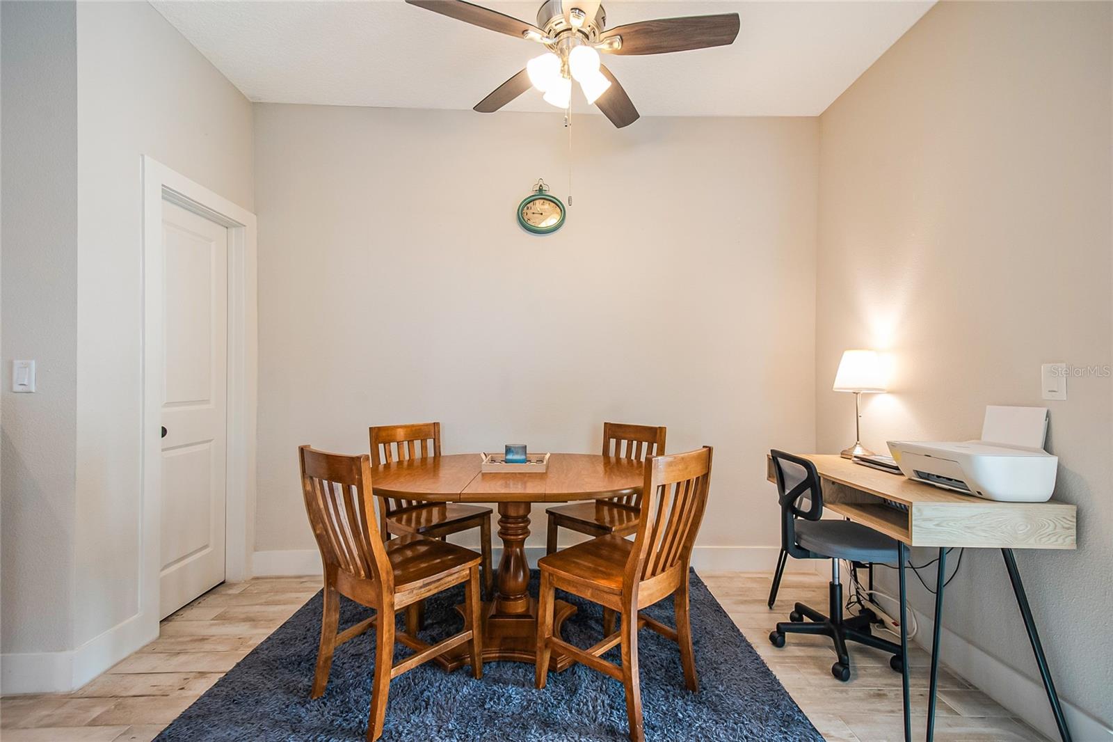 Image 7 of 27 For 2121 Kaley Avenue 1