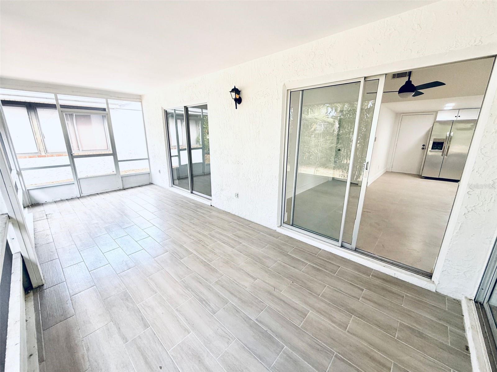 Image 13 of 14 For 10616 Leafy Way