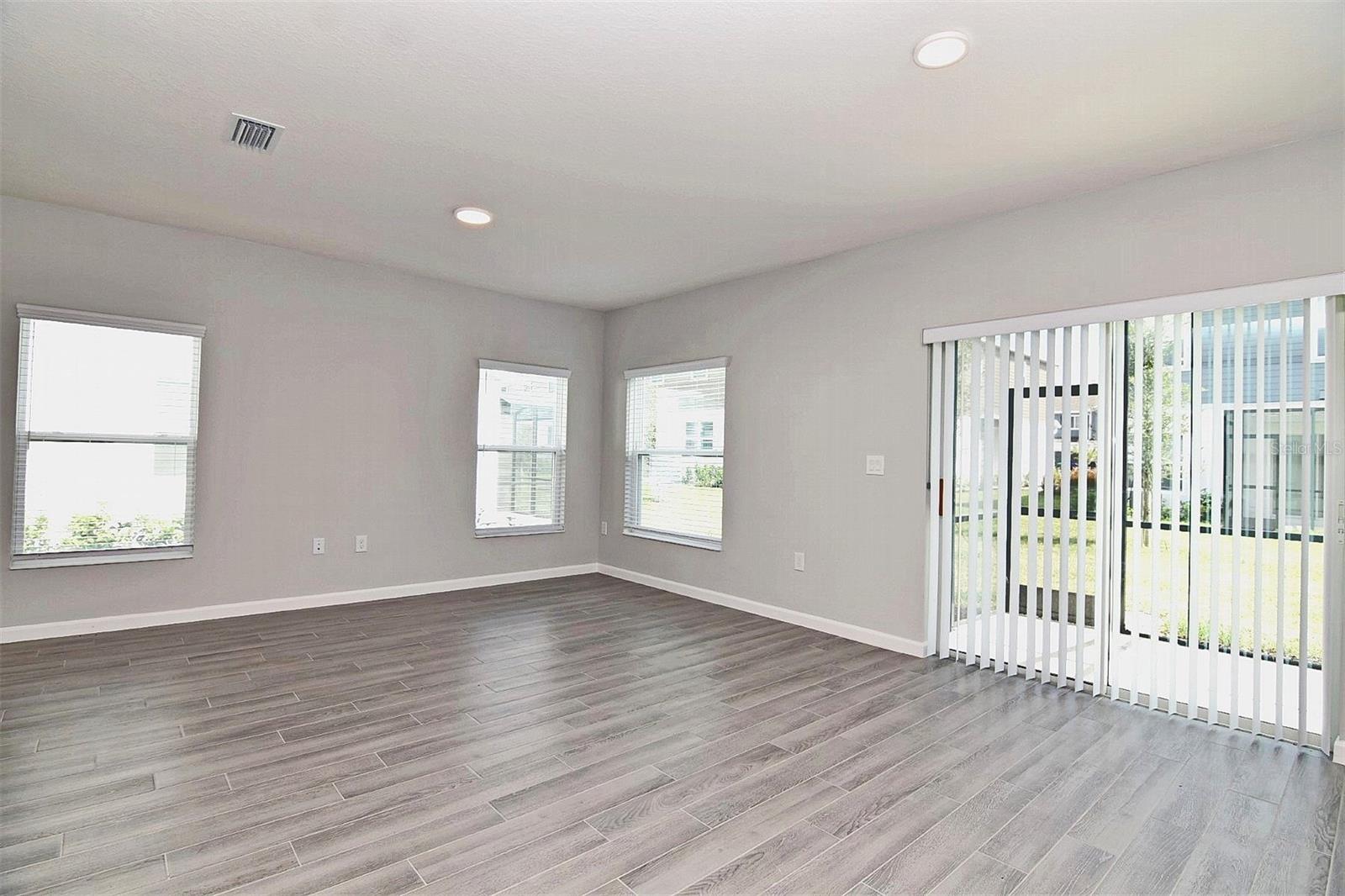 Image 7 of 42 For 4365 Campsite Loop