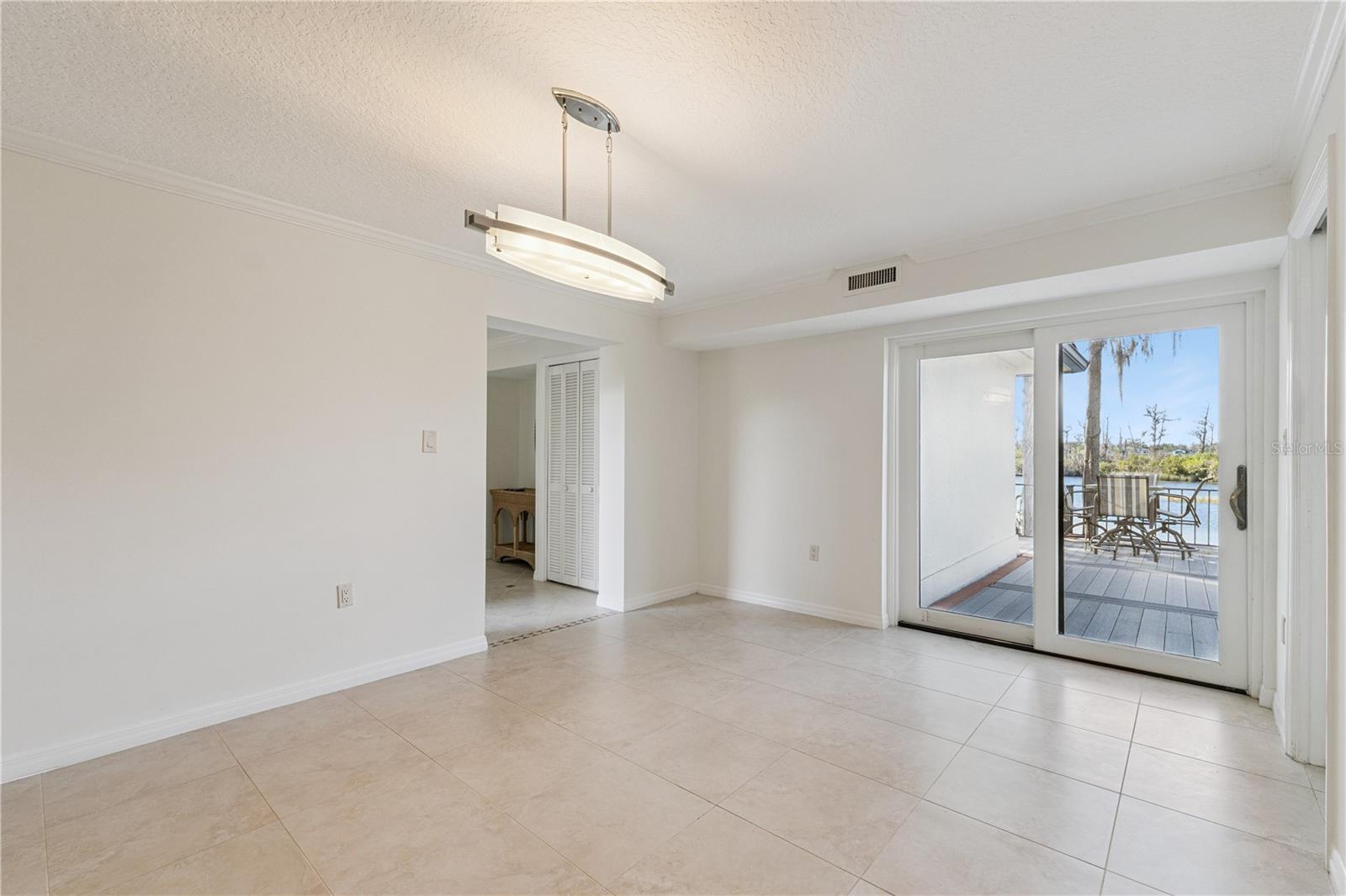 Image 9 of 52 For 6204 Masters Boulevard 202