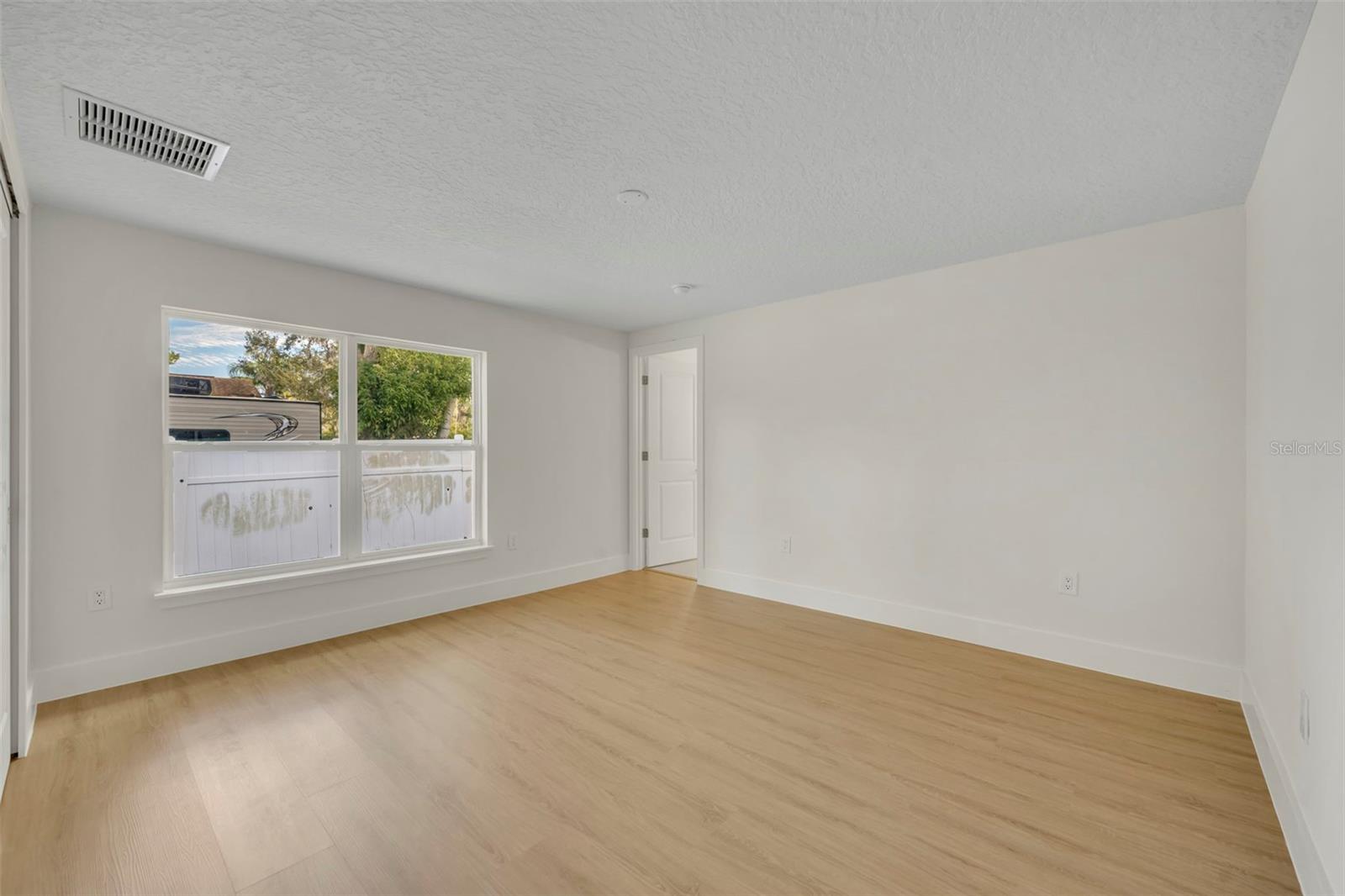 Image 17 of 29 For 1303 Stowe Avenue