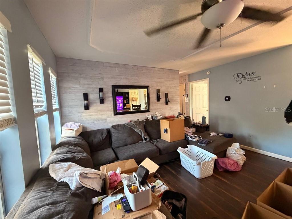 Image 2 of 10 For 108 Inwood Circle