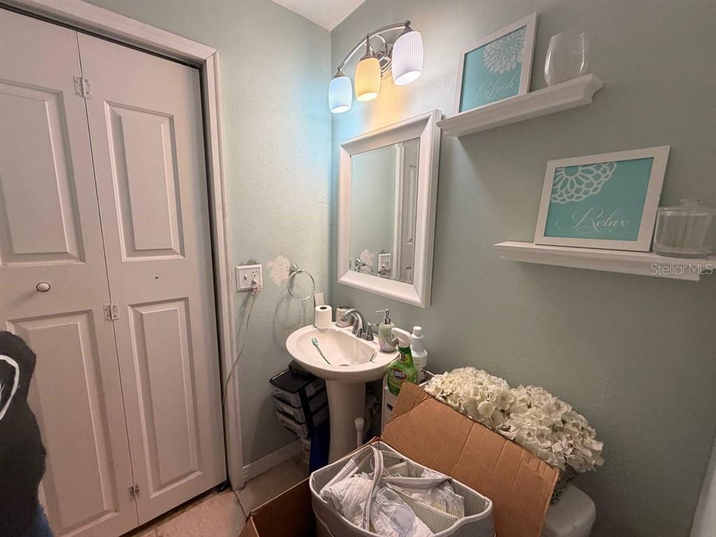 Image 9 of 10 For 108 Inwood Circle