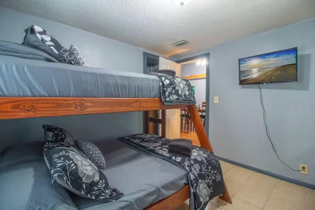 Image 13 of 33 For 1731 Grayson Drive