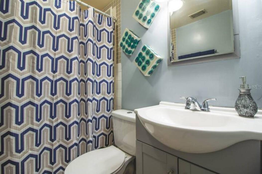 Image 17 of 33 For 1731 Grayson Drive