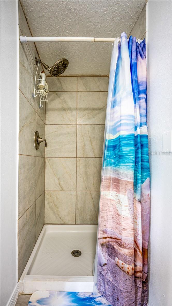 Listing photo id 20 for 2721 Raeford Road