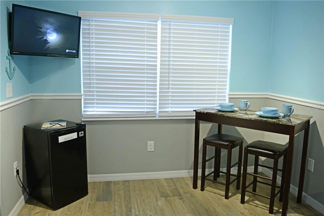 Listing photo id 33 for 2721 Raeford Road