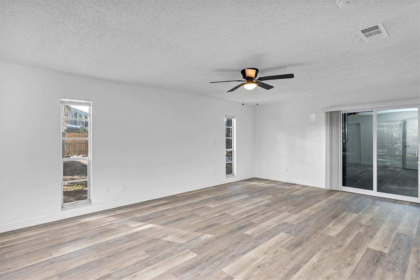 Image 29 of 58 For 3810 22nd Place