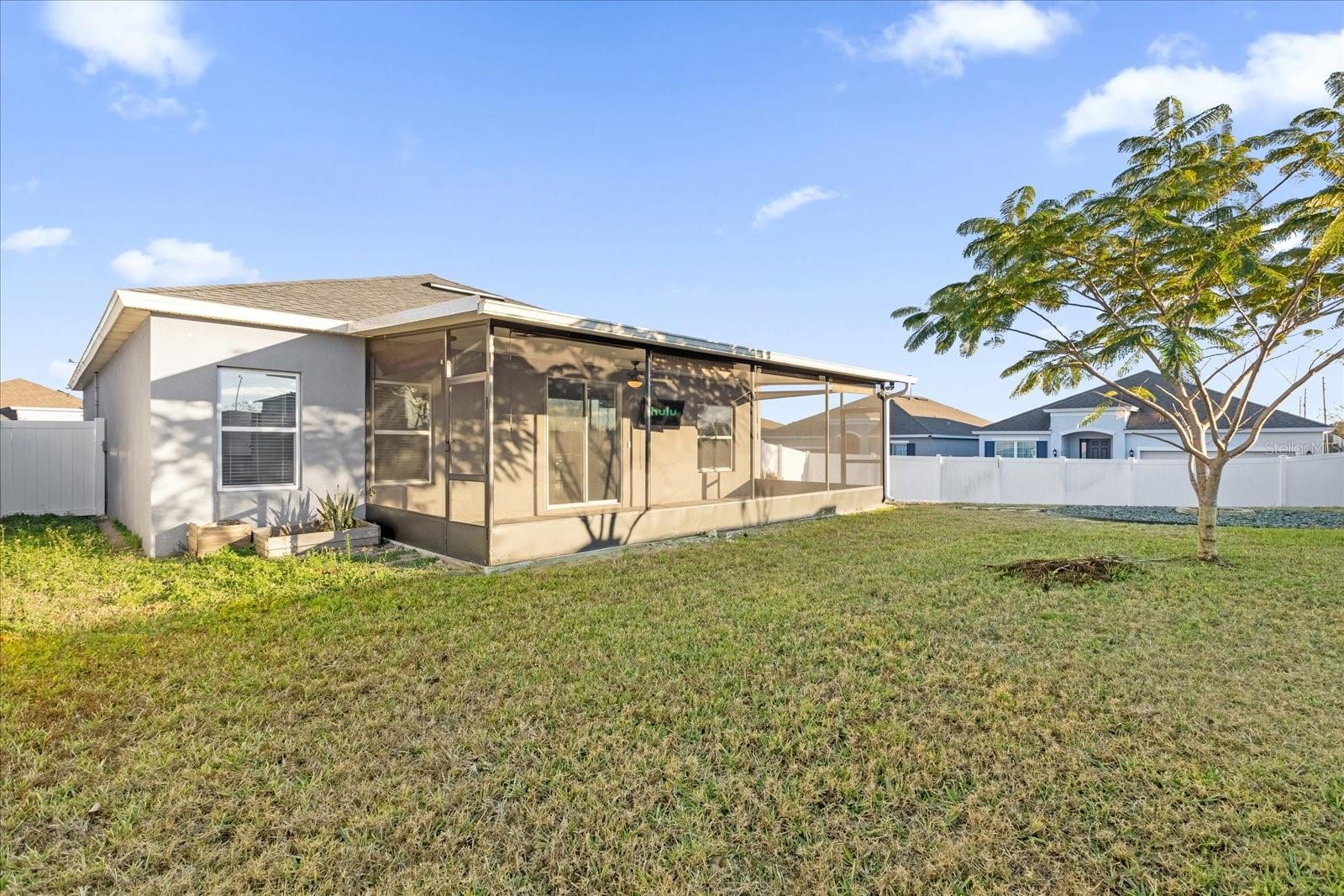 Image 23 of 38 For 453 Disa Drive