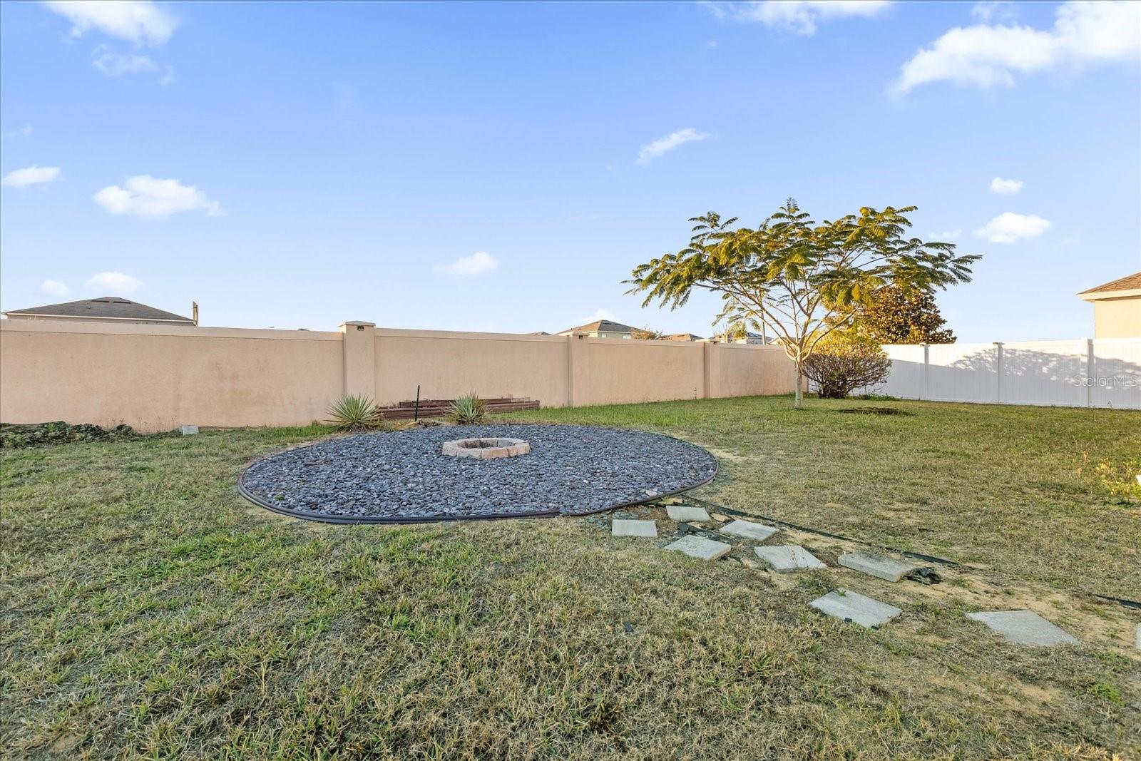 Image 24 of 38 For 453 Disa Drive