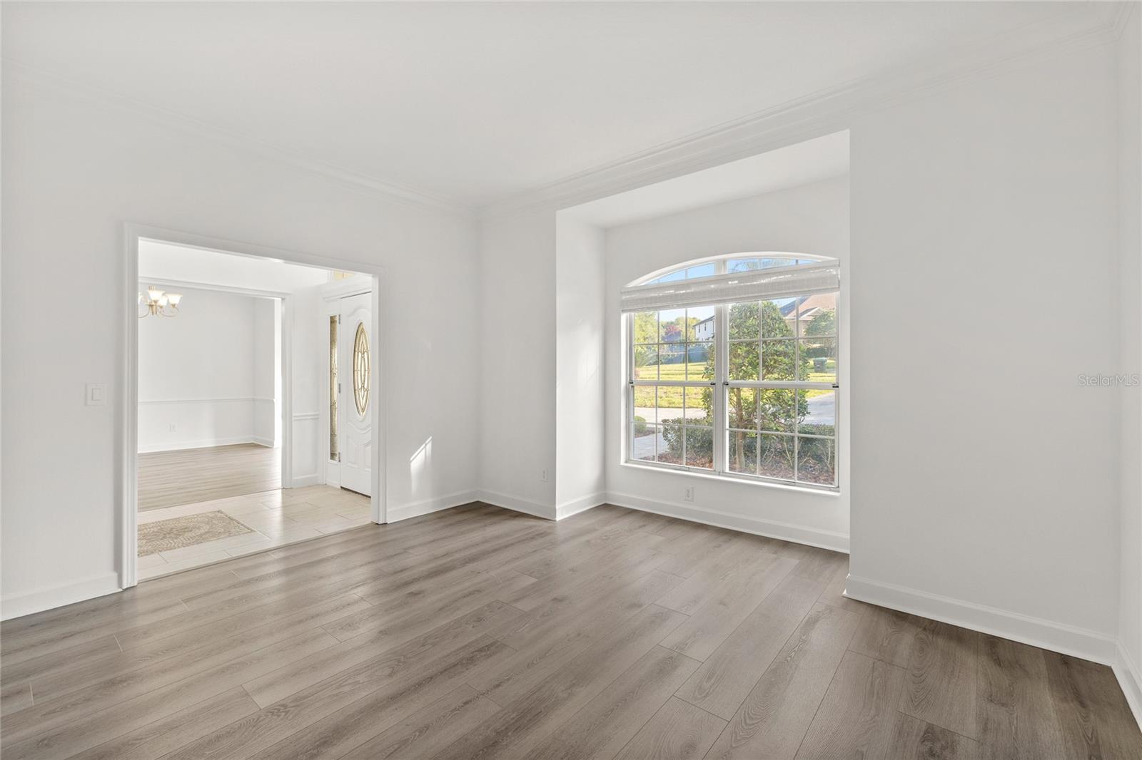 Image 10 of 41 For 2722 Park Royal Drive