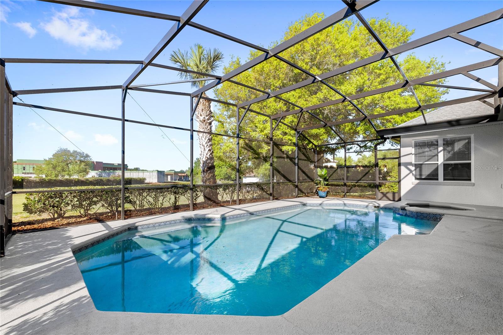 Image 34 of 41 For 2722 Park Royal Drive