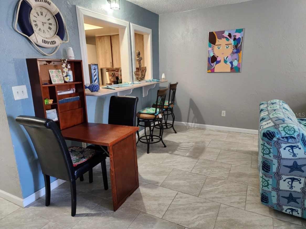 Image 5 of 13 For 400 Auburn Drive 3