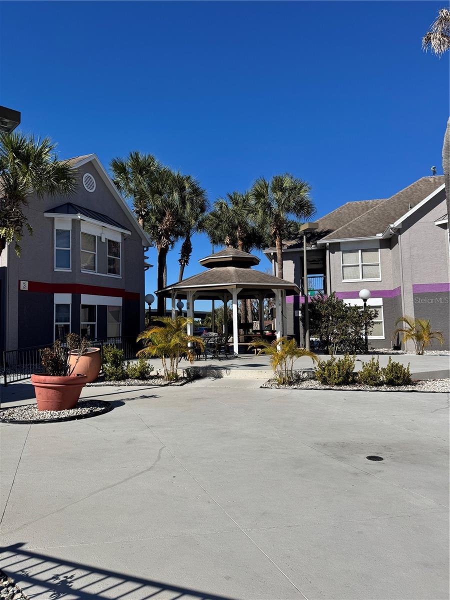 Image 19 of 23 For 3100 Parkway Boulevard 753