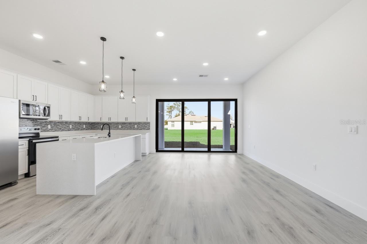 Image 22 of 64 For 2755 140th Loop