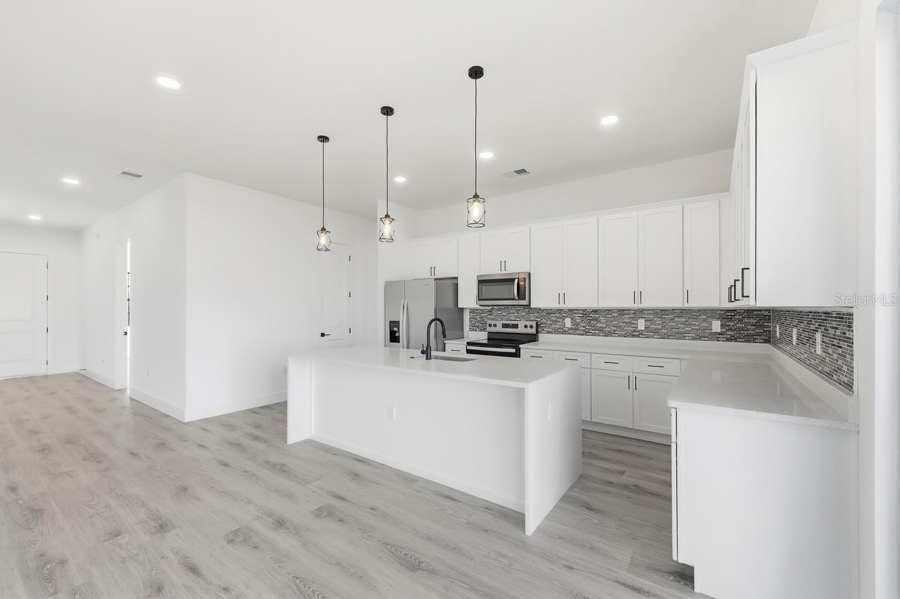 Image 25 of 64 For 2755 140th Loop