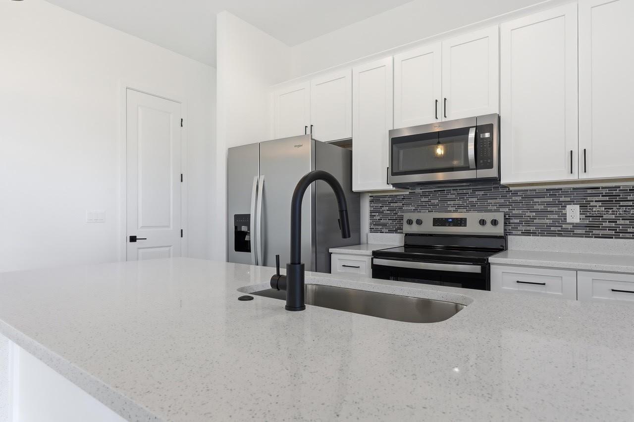 Image 28 of 64 For 2755 140th Loop