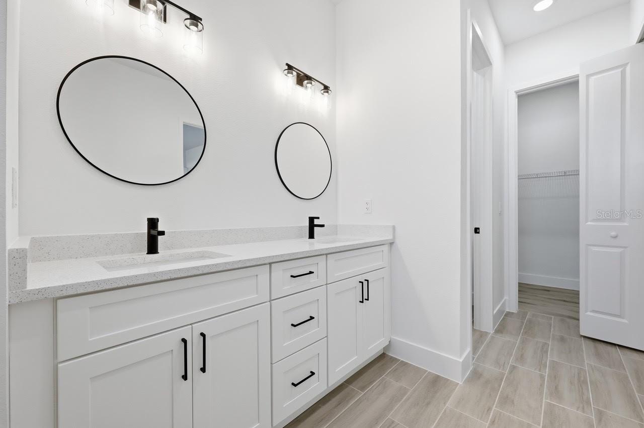 Image 41 of 64 For 2755 140th Loop