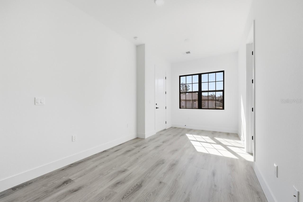 Image 51 of 64 For 2755 140th Loop