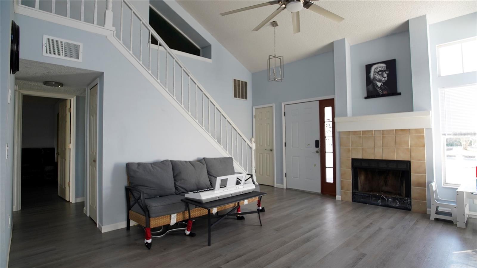 Image 10 of 53 For 9868 Aloma Bend Ln