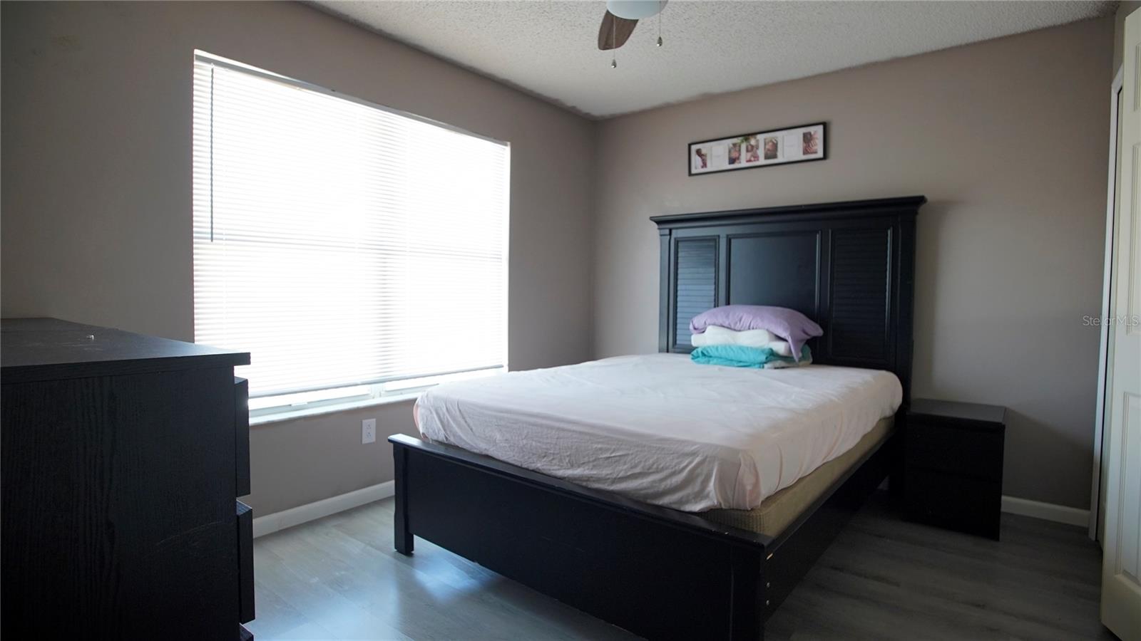 Image 24 of 53 For 9868 Aloma Bend Ln