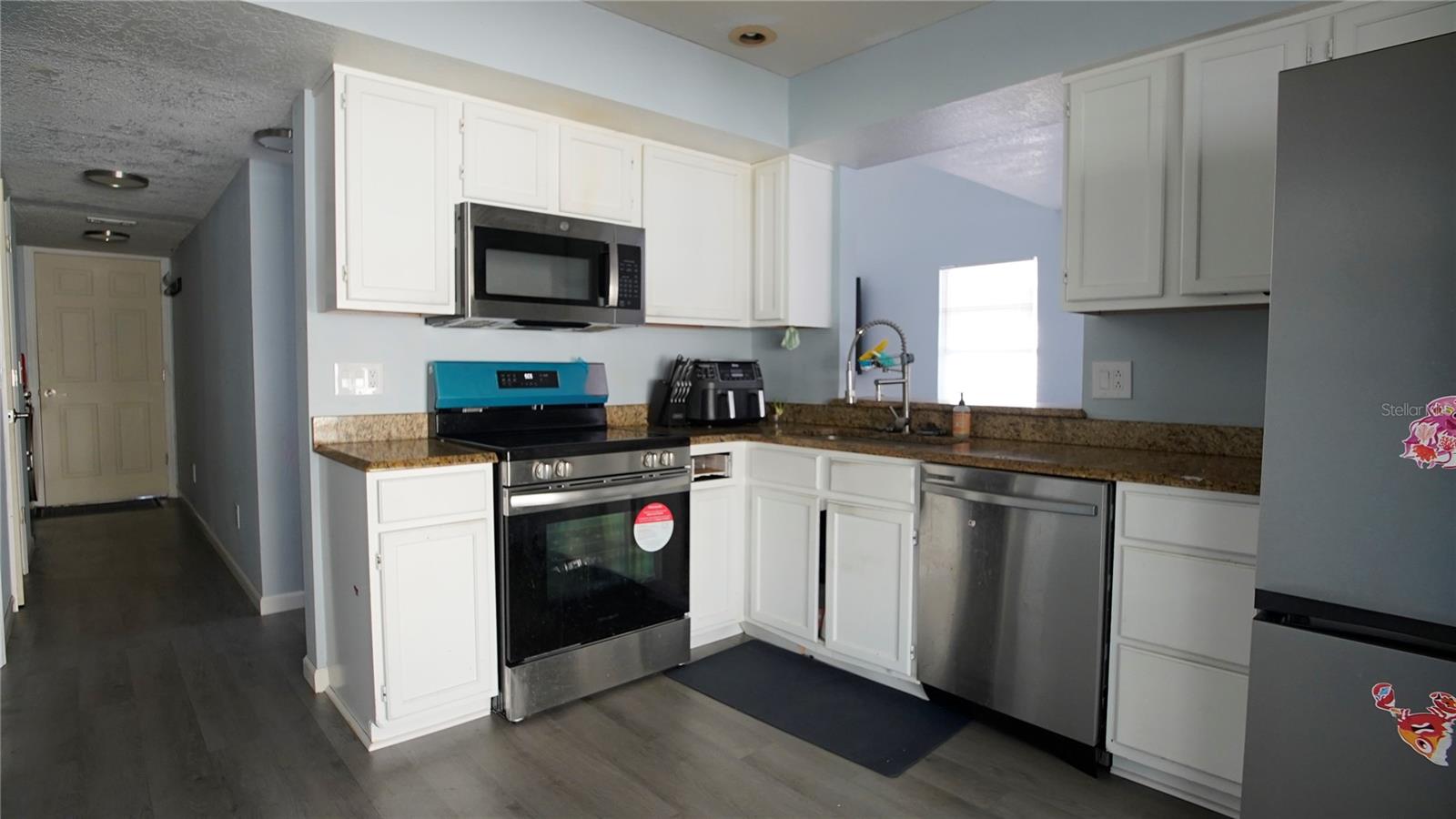 Image 32 of 53 For 9868 Aloma Bend Ln