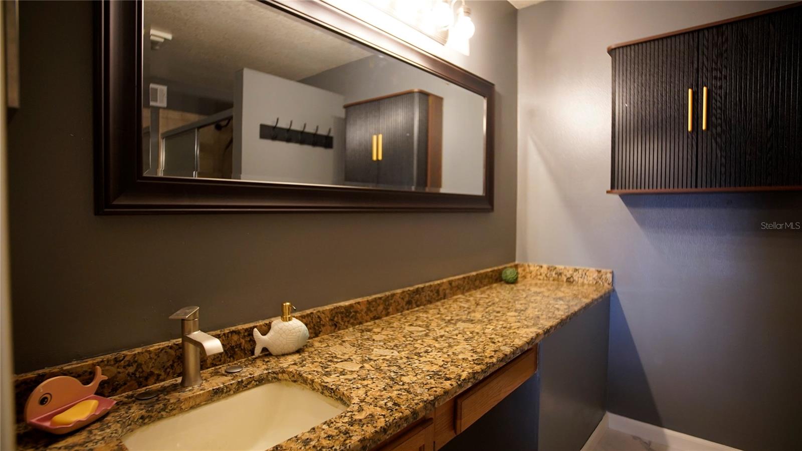 Image 33 of 53 For 9868 Aloma Bend Ln