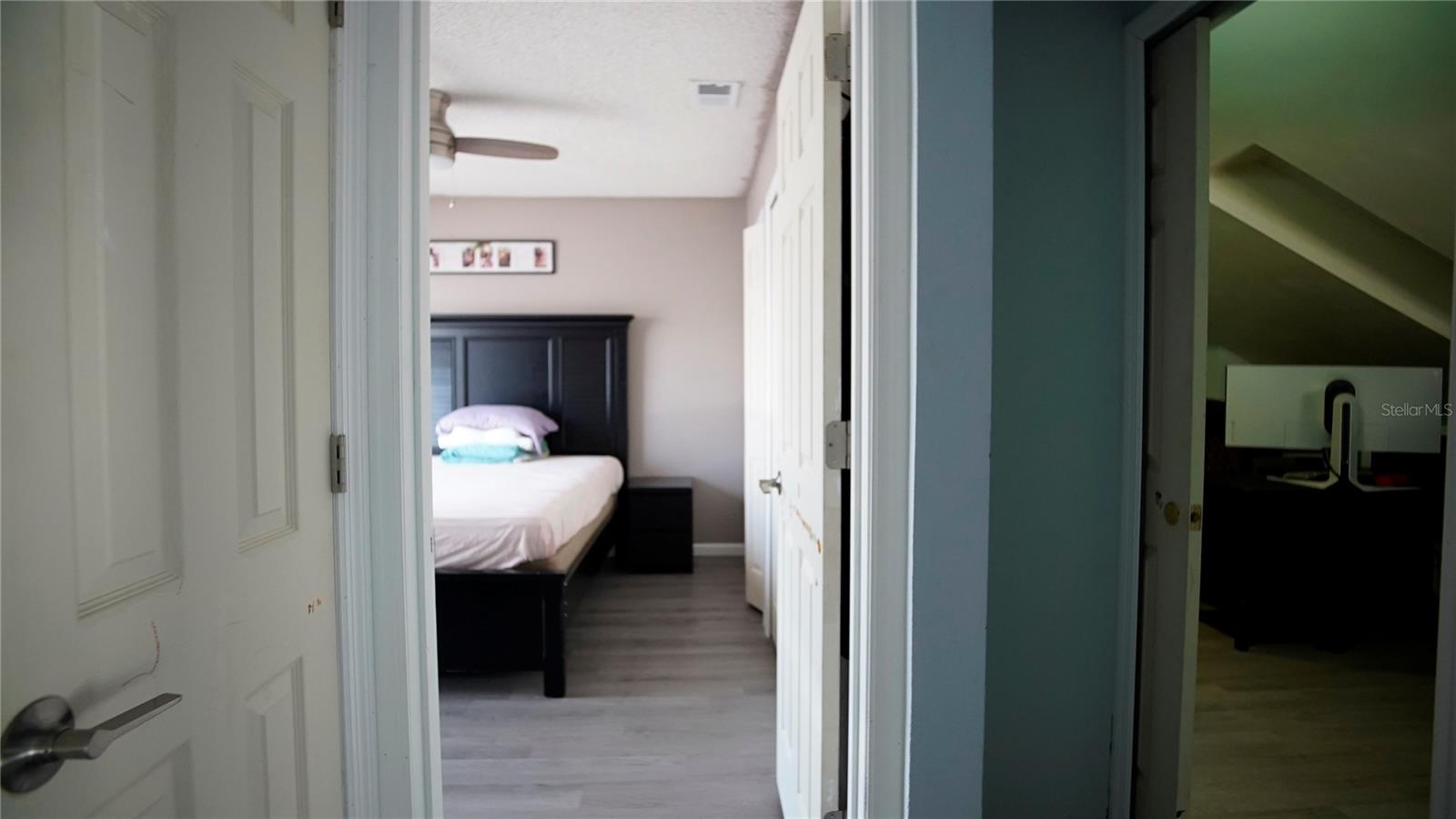 Image 39 of 53 For 9868 Aloma Bend Ln