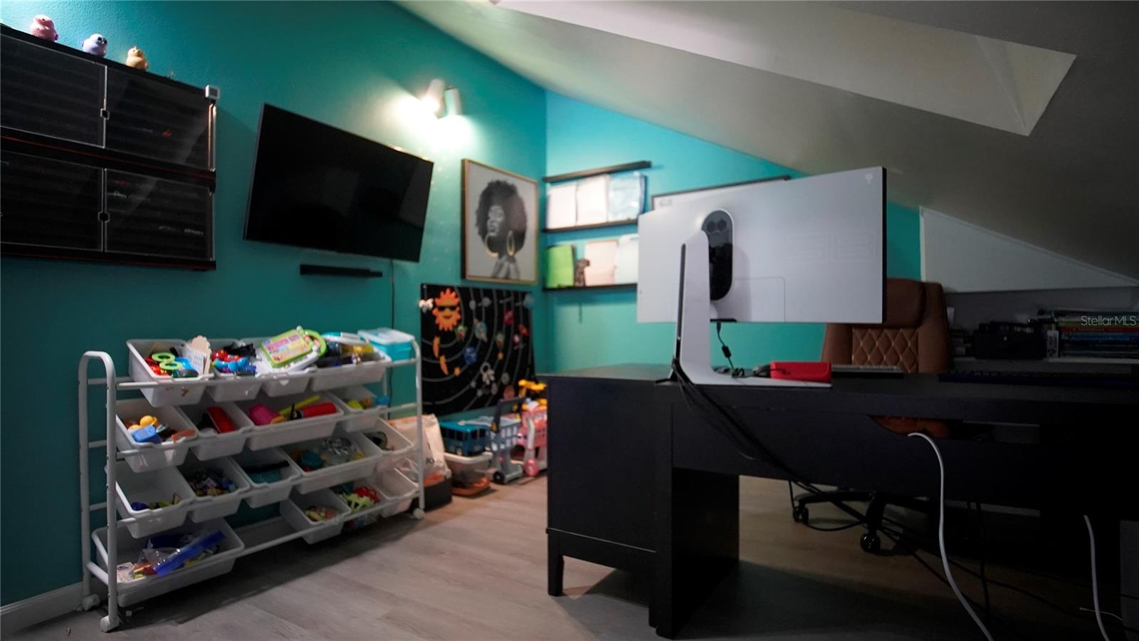 Image 41 of 53 For 9868 Aloma Bend Ln