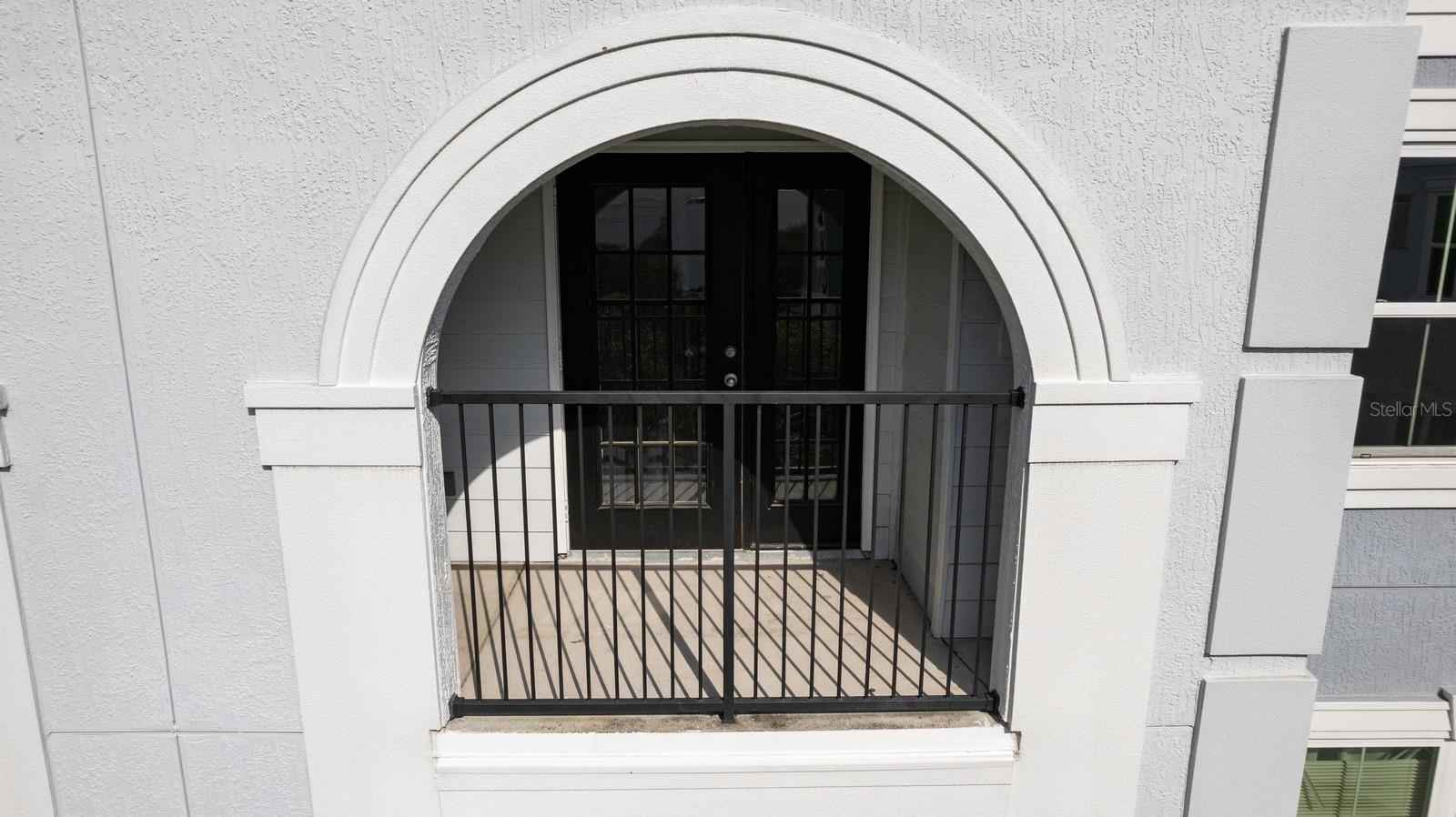 Image 13 of 19 For 300 South Street 6003